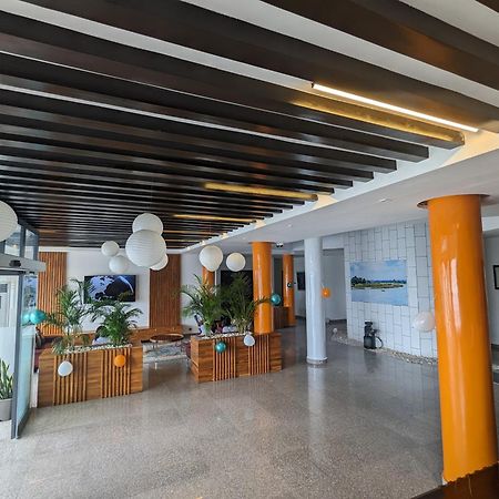 Les Ombrelles Appart'Hotel Cotonou Exterior photo