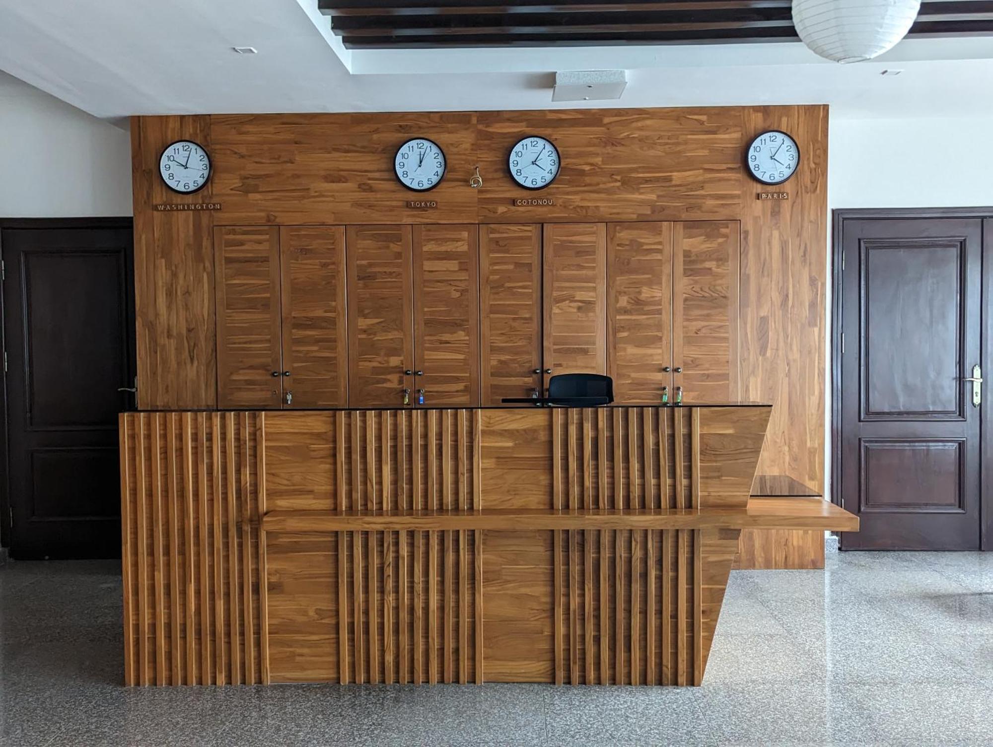 Les Ombrelles Appart'Hotel Cotonou Exterior photo