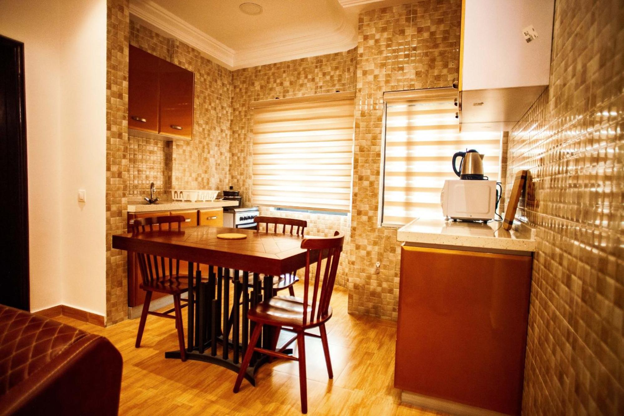 Les Ombrelles Appart'Hotel Cotonou Exterior photo